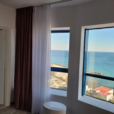 Апарт-отель Sea View Etajul 13