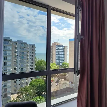 Sea View Etajul 13 Апарт-отель
